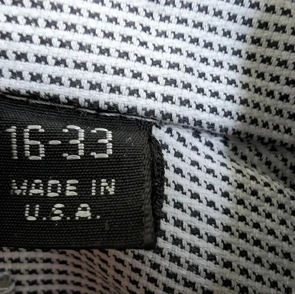 Moving Sale! 💘 Burberry HoundsTooth Dernier Button Down - Picture 4 of 6